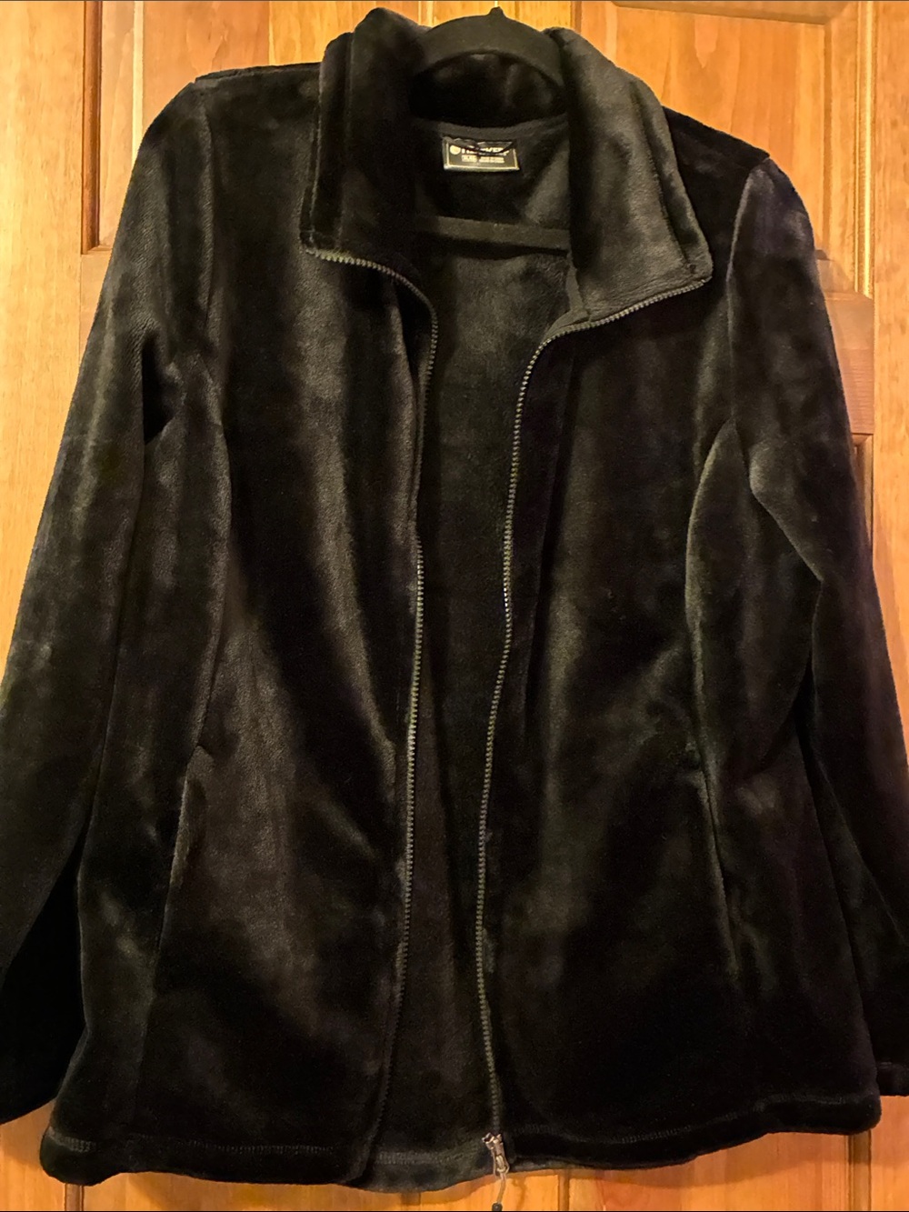 Black Plush Zip-Front Women's Jacket